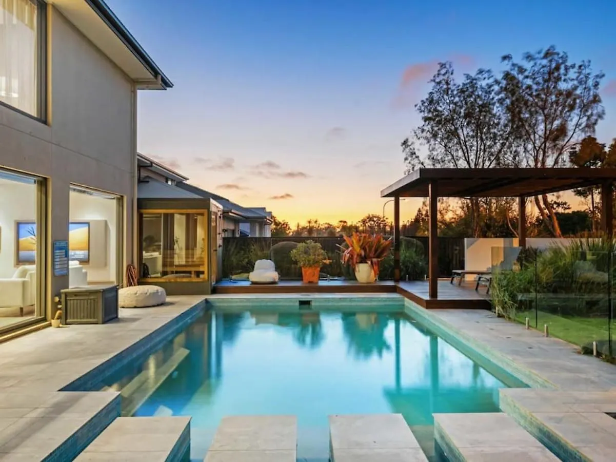 Sublime Contemporary Designer Villa With Pool And Sauna Rochedale Australia